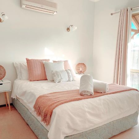 Carnarvon 3Br & 2Ba Holiday House Extérieur photo